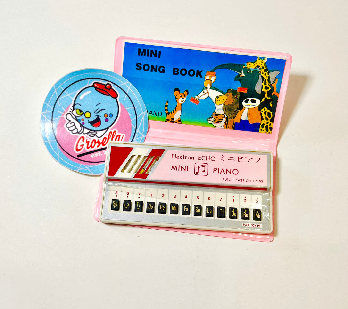 Mini pianito retro