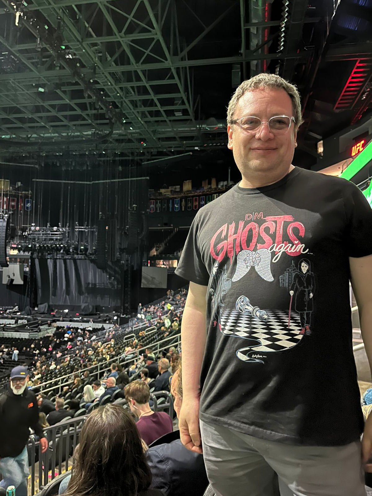Playera Ghosts Again