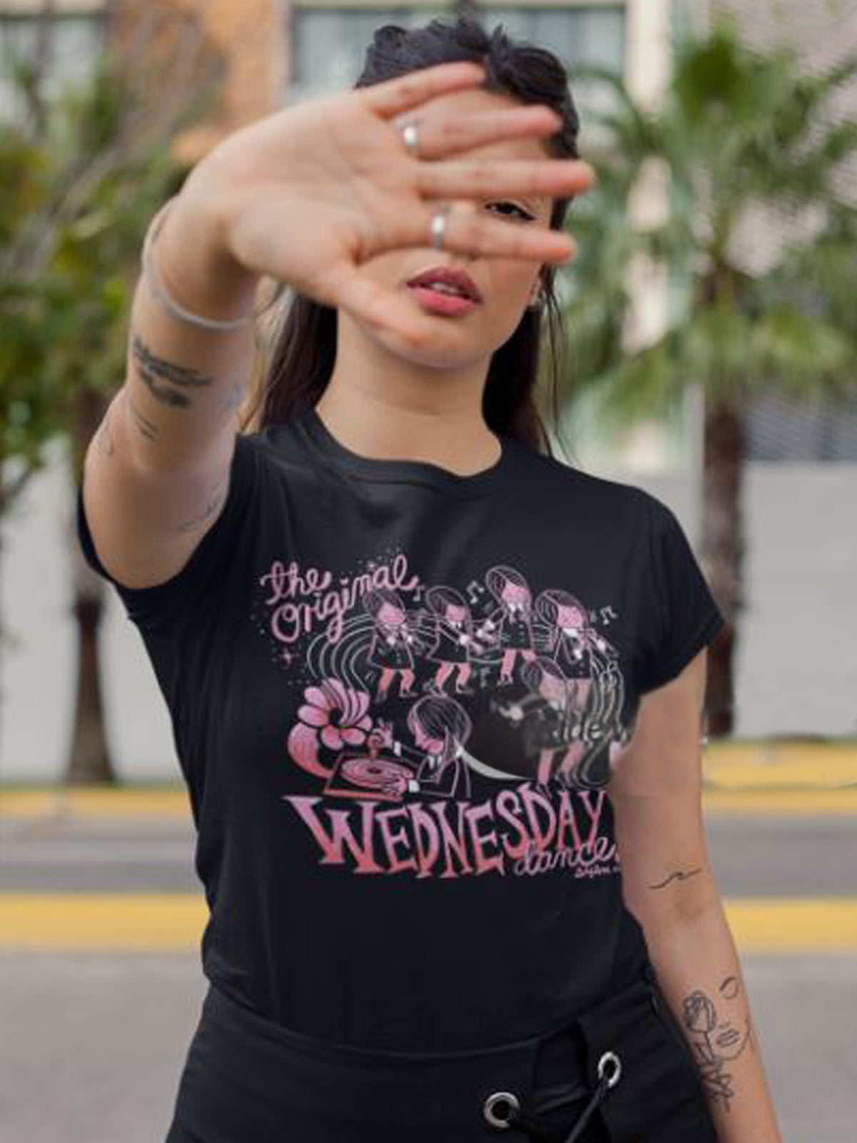 Playera Wednesday Classic Blk