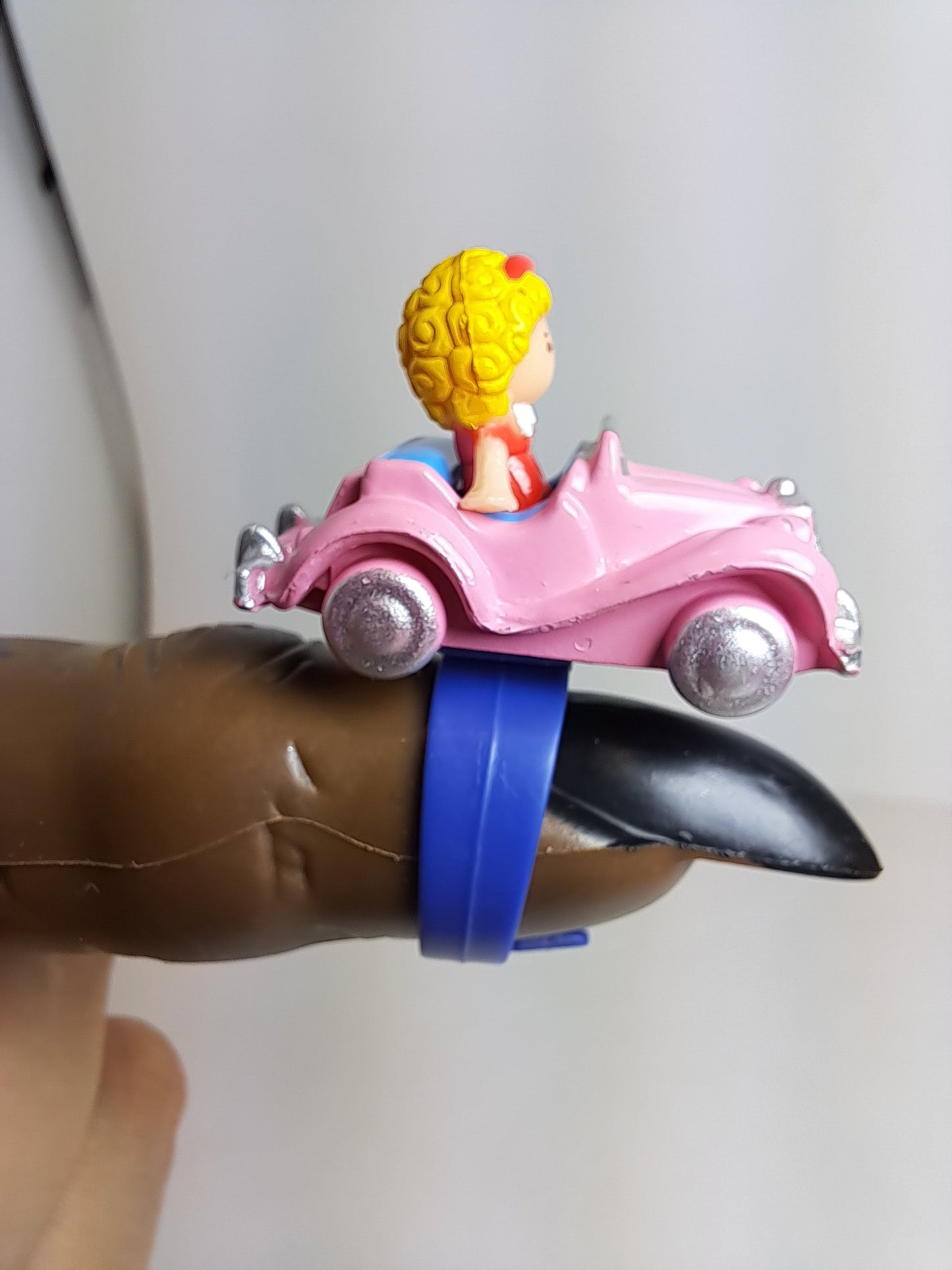 Polly pocket sport car ring. Anillo polly